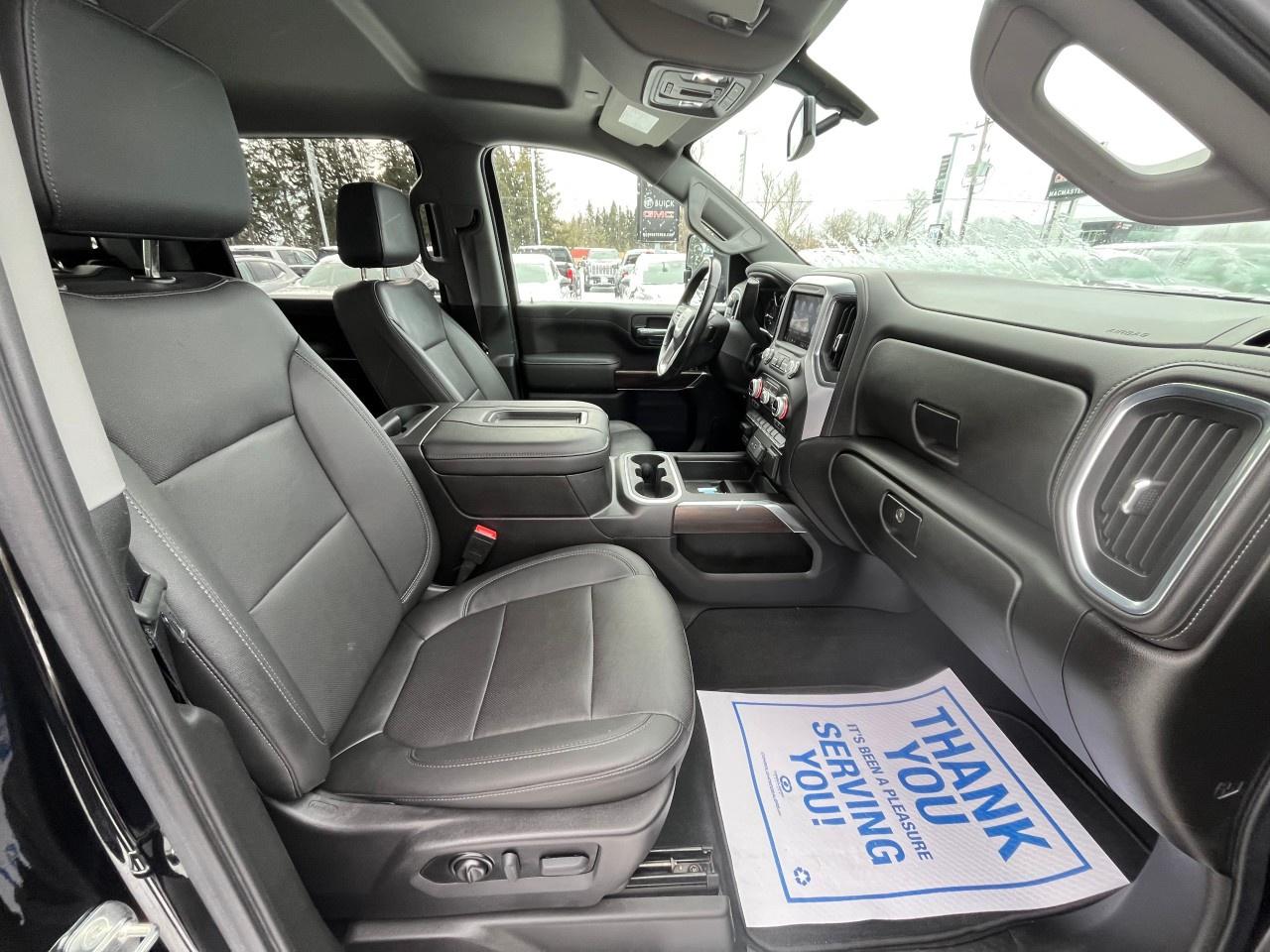 2022 GMC SIERRA 2500HD 4WD Crew Cab Standard Box SLT Photo