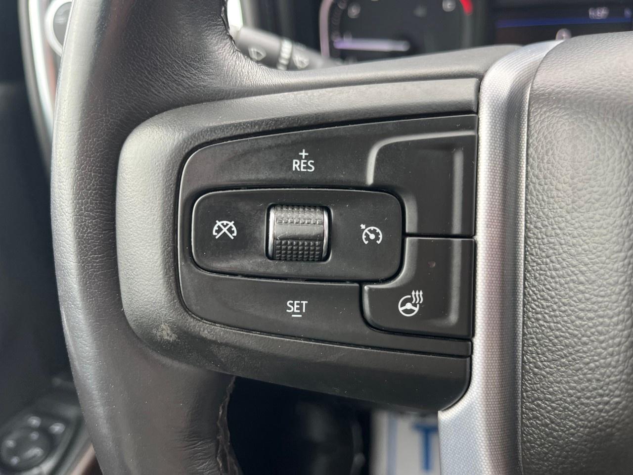 2022 GMC SIERRA 2500HD 4WD Crew Cab Standard Box SLT Photo