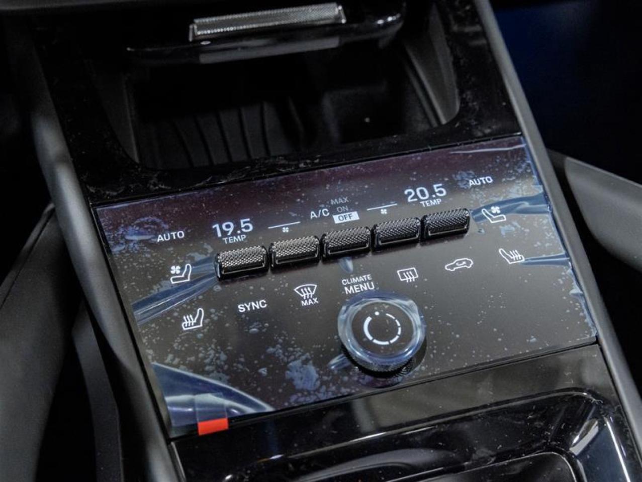 2025 Porsche Cayenne  Photo