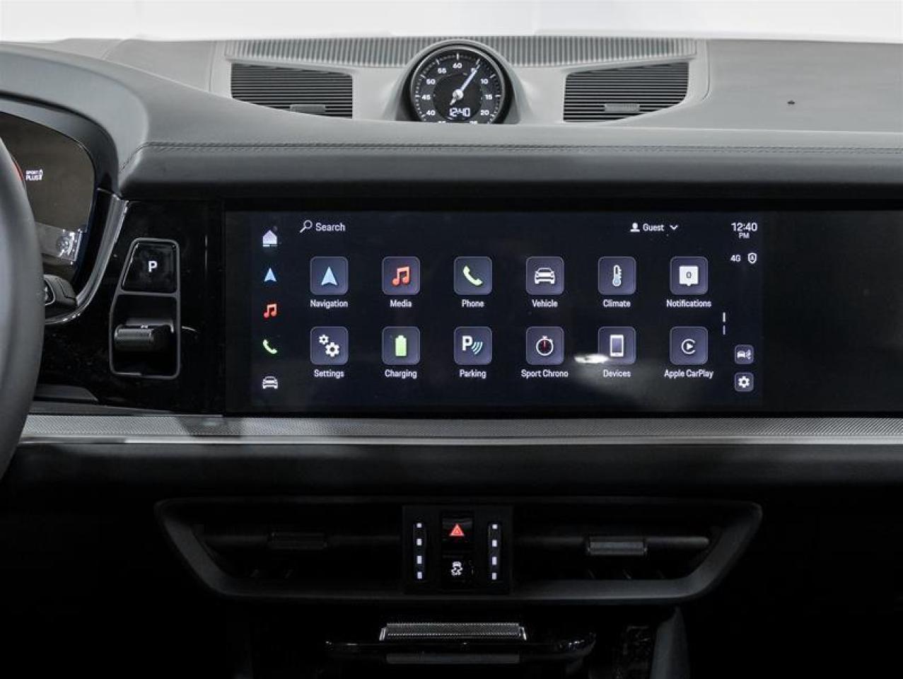 2025 Porsche Cayenne  Photo