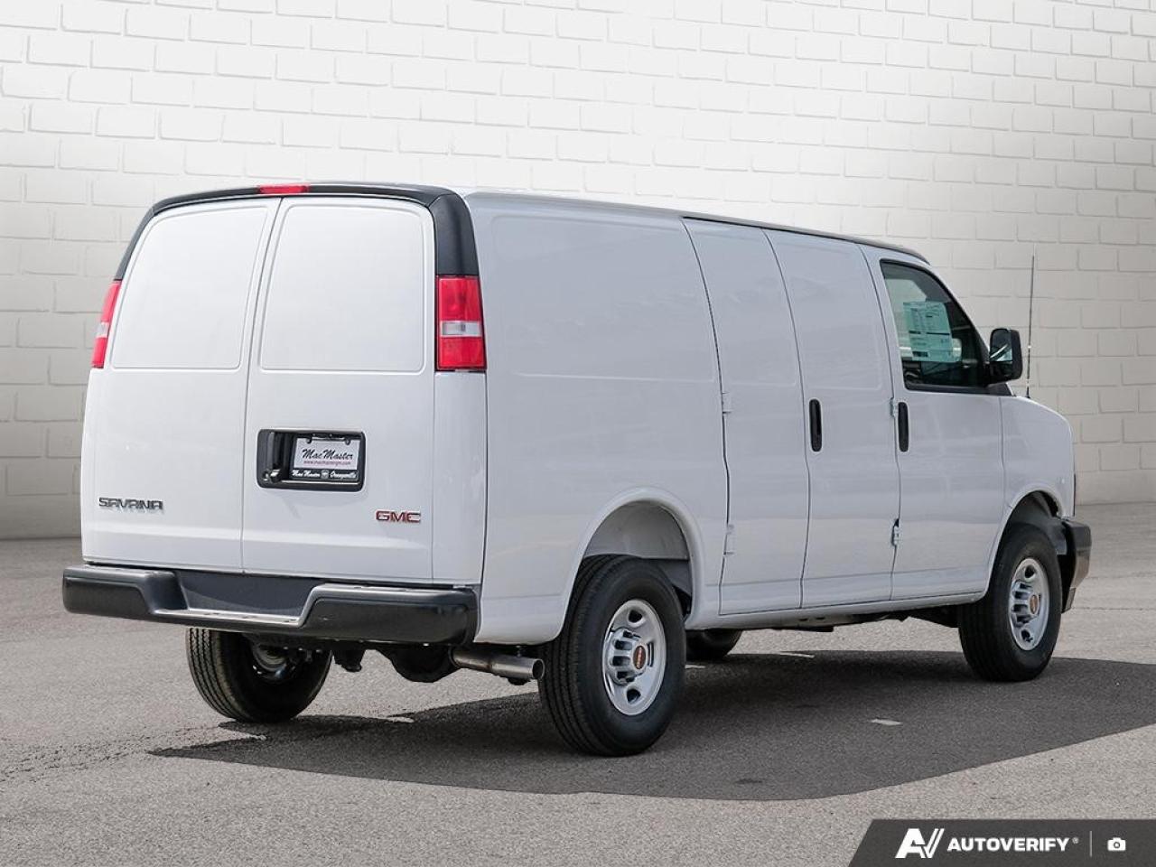 2025 GMC Savana Cargo Van 2500 Regular Wheelbase Rear-Wheel Drive Photo4