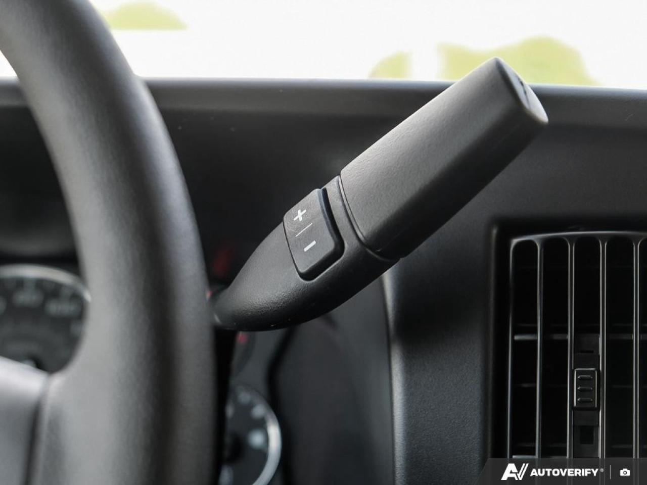 2025 GMC Savana Cargo Van 2500 Regular Wheelbase Rear-Wheel Drive Photo