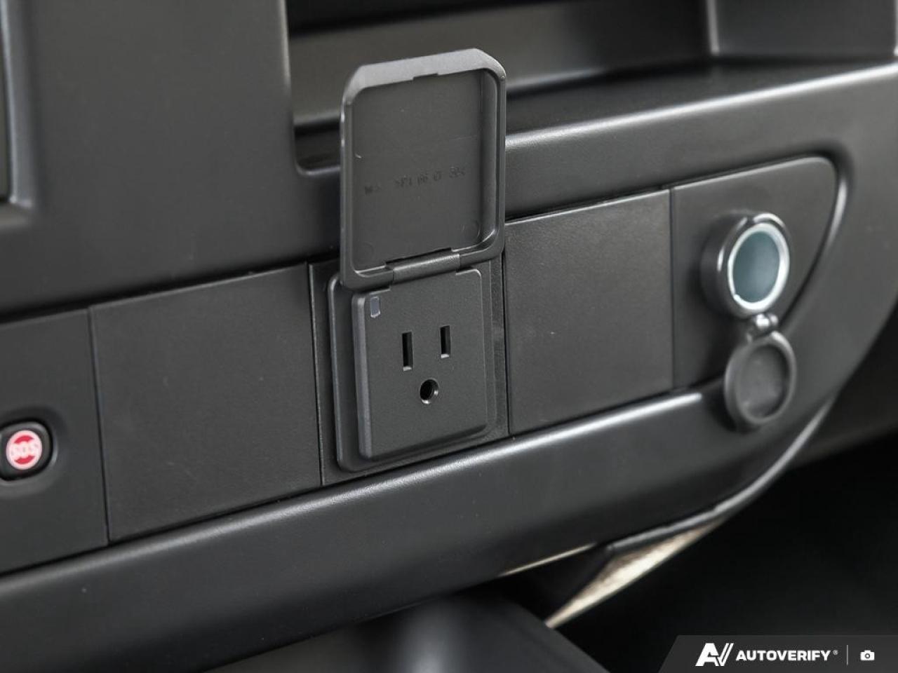 2025 GMC Savana Cargo Van 2500 Regular Wheelbase Rear-Wheel Drive Photo