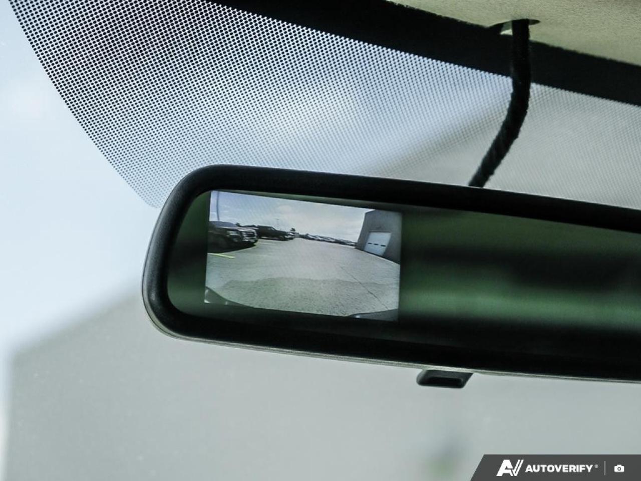 2025 GMC Savana Cargo Van 2500 Regular Wheelbase Rear-Wheel Drive Photo