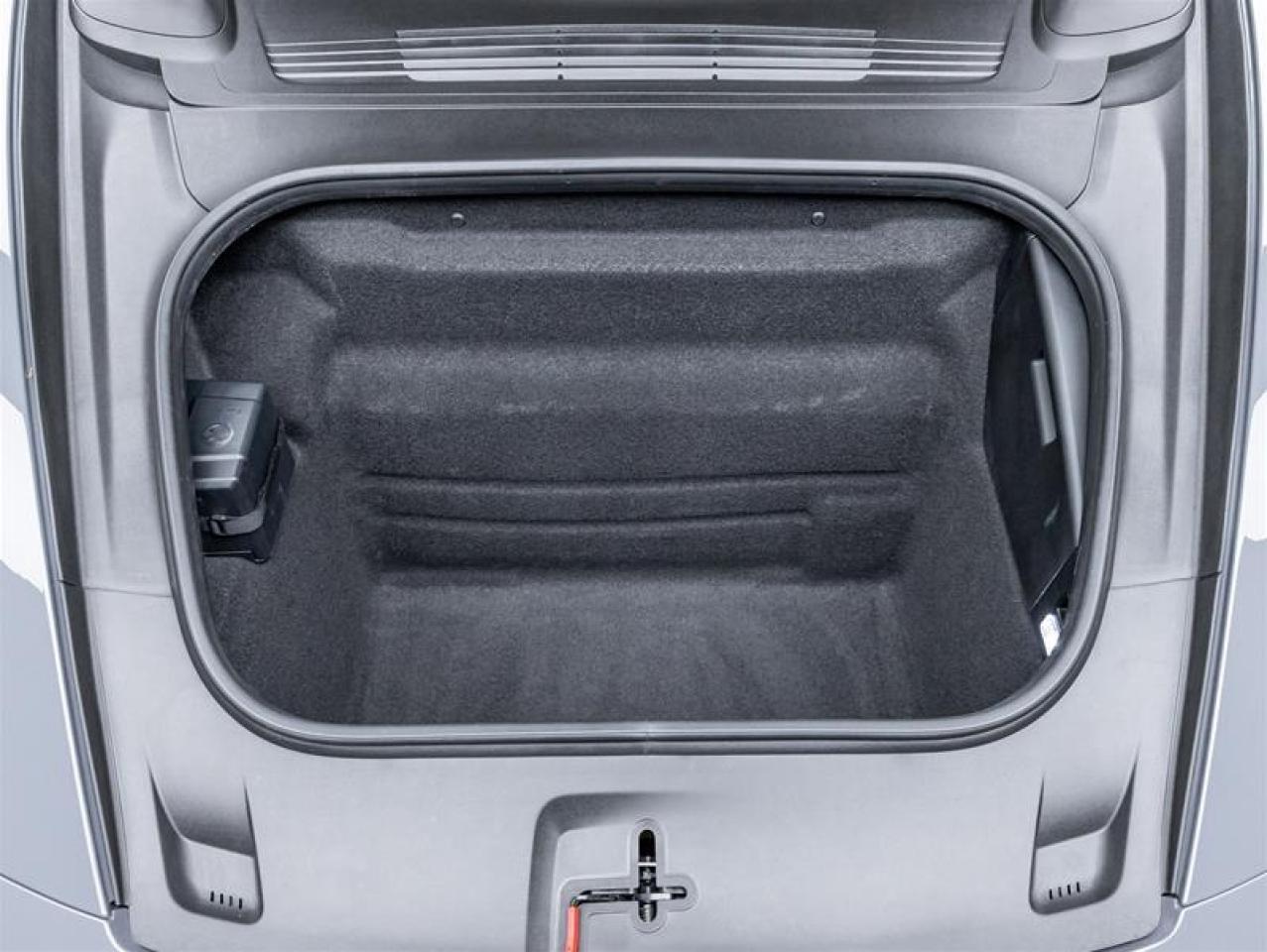 2025 Porsche 911  Photo