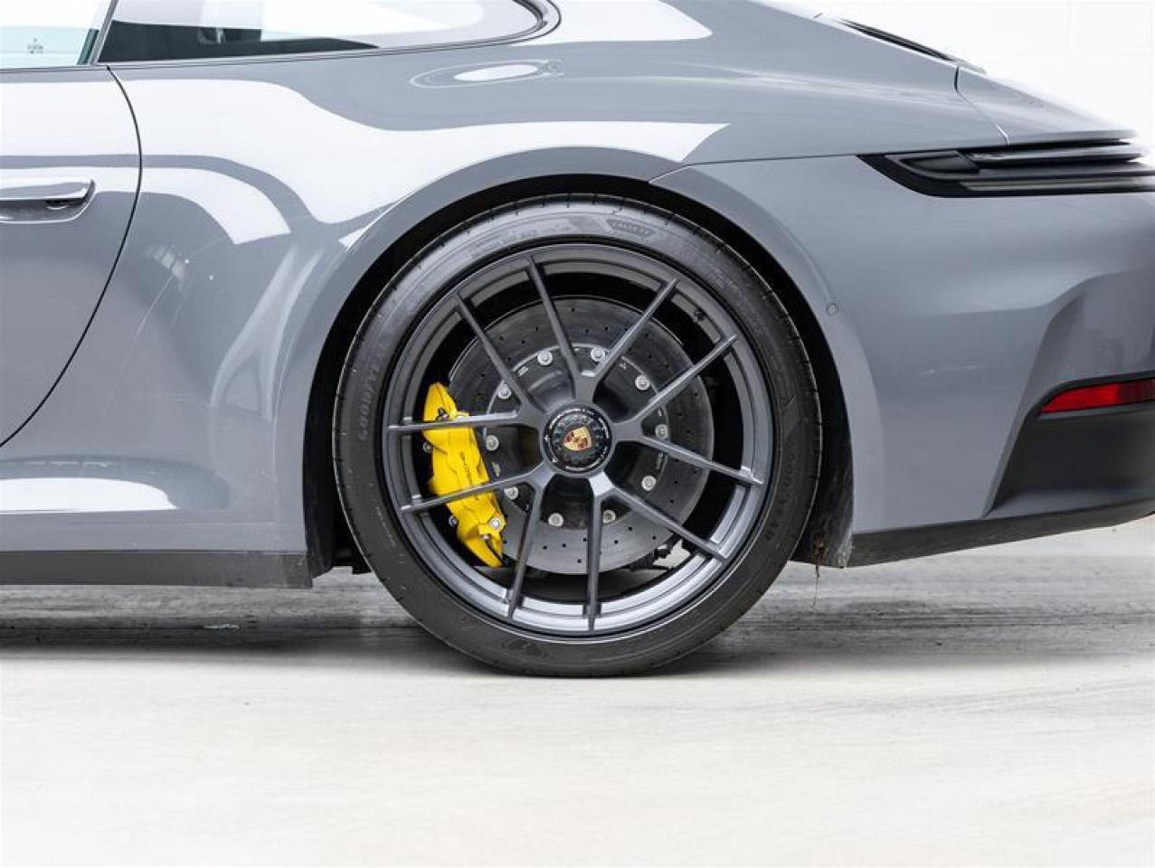 2025 Porsche 911  Photo