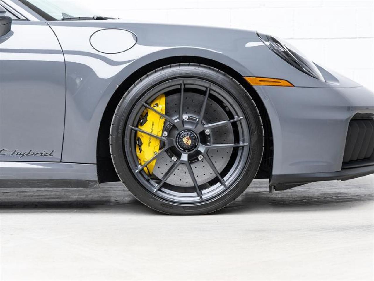 2025 Porsche 911  Photo