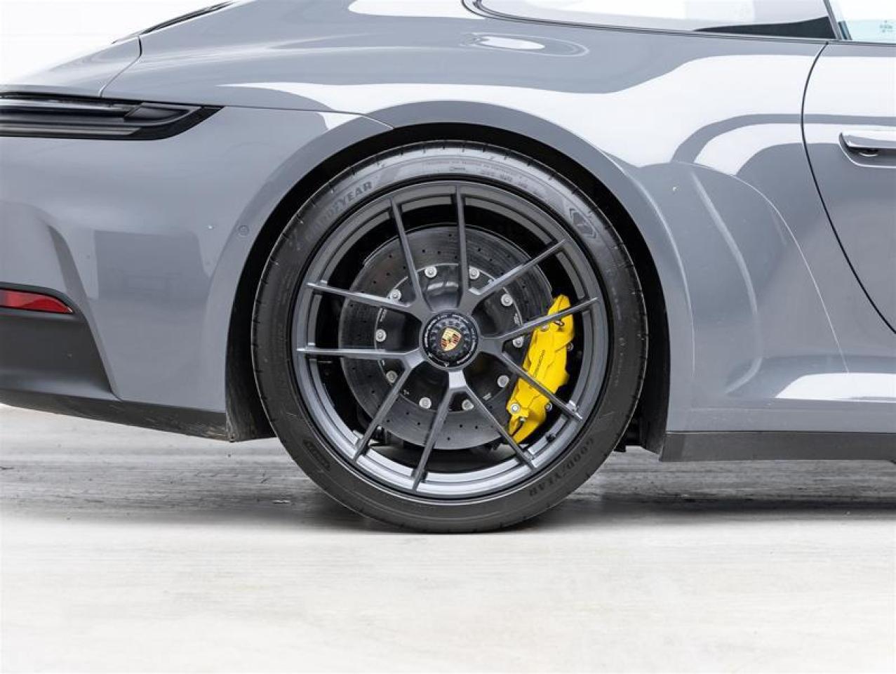 2025 Porsche 911  Photo