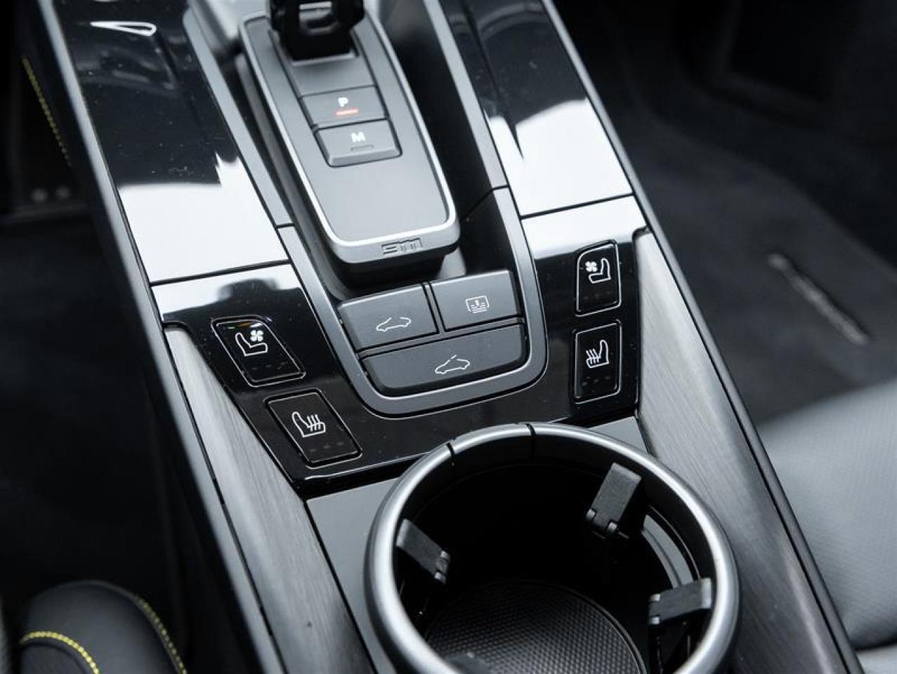 2025 Porsche 911  Photo