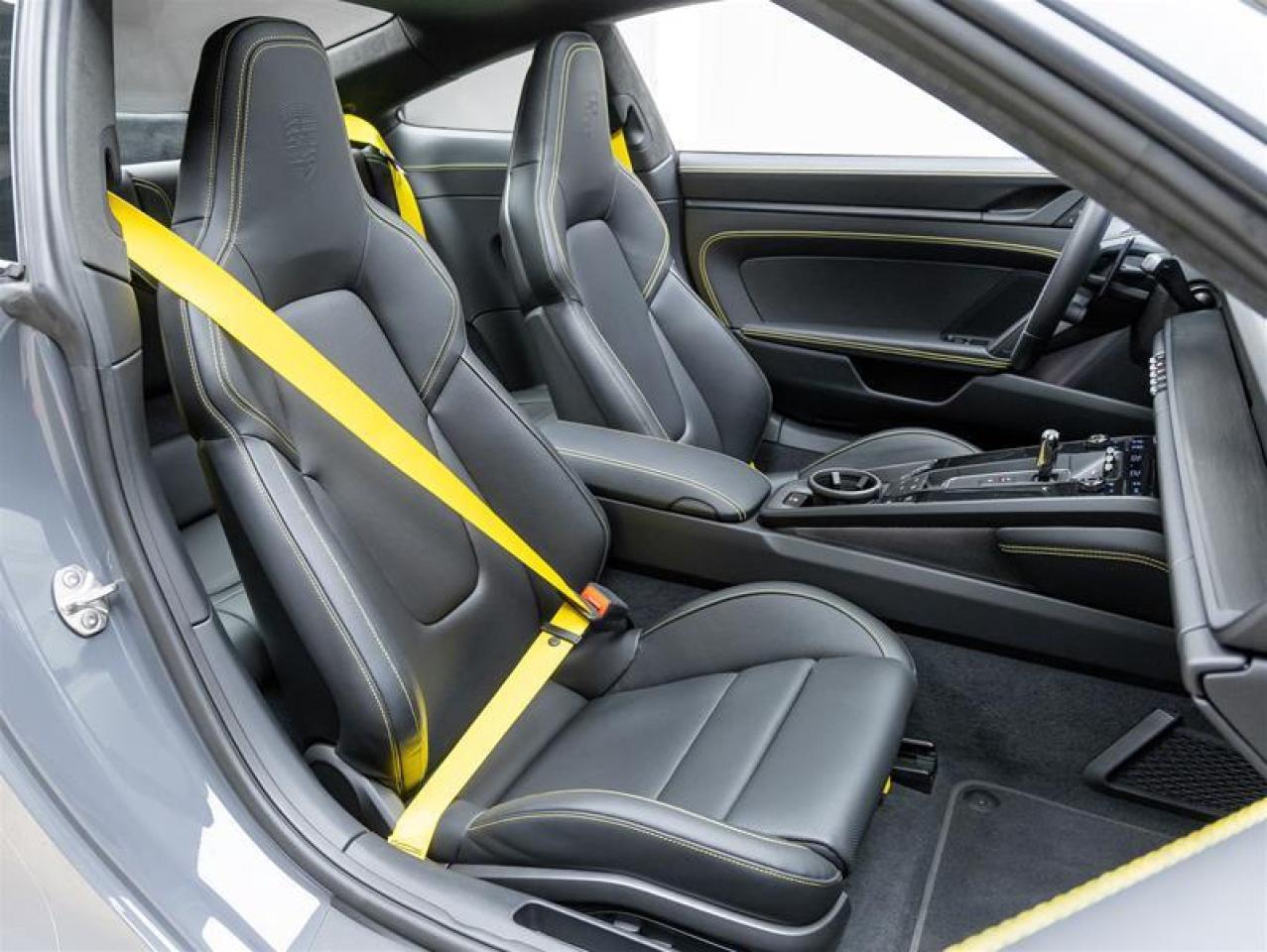 2025 Porsche 911  Photo