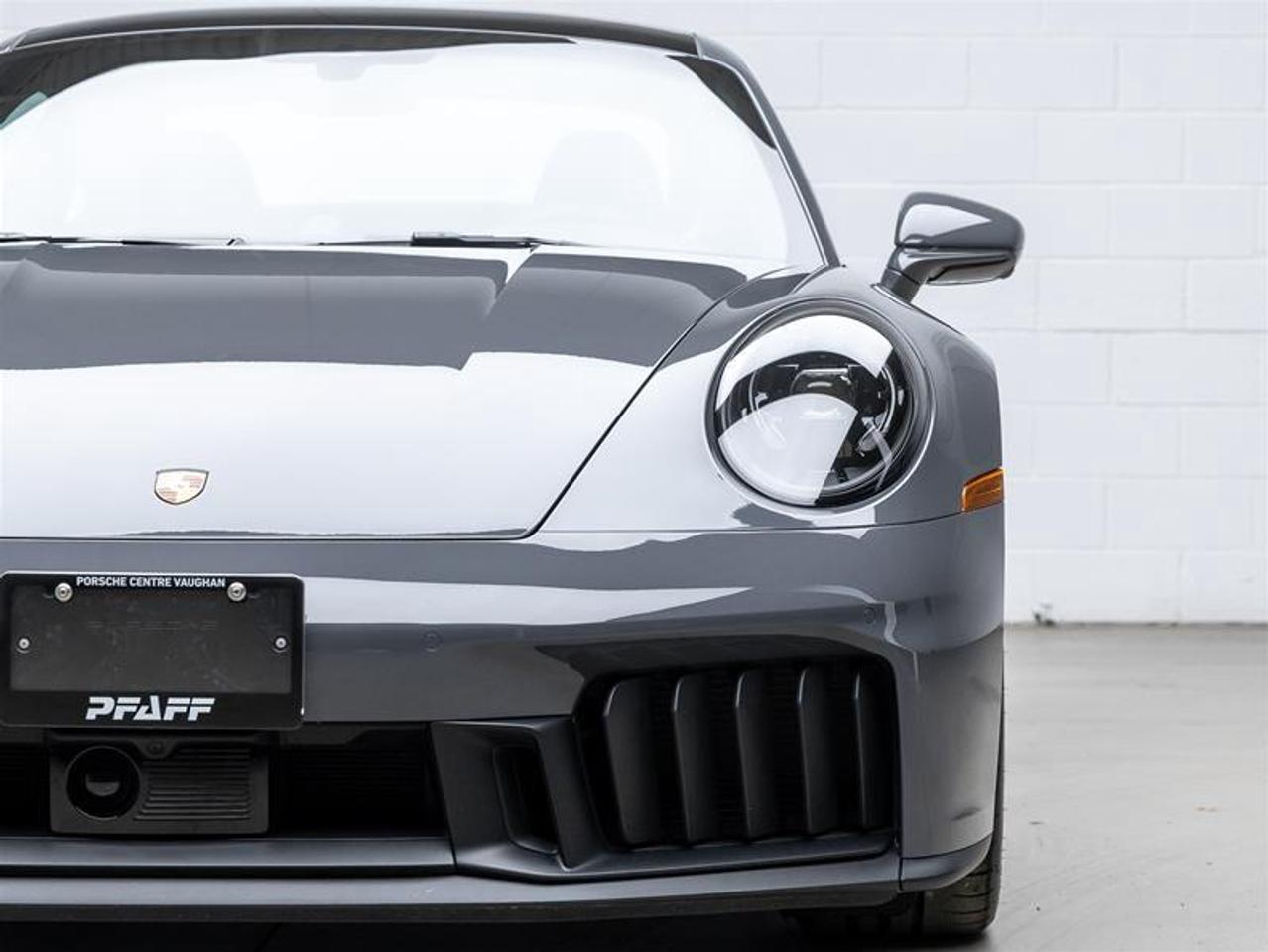 2025 Porsche 911  Photo