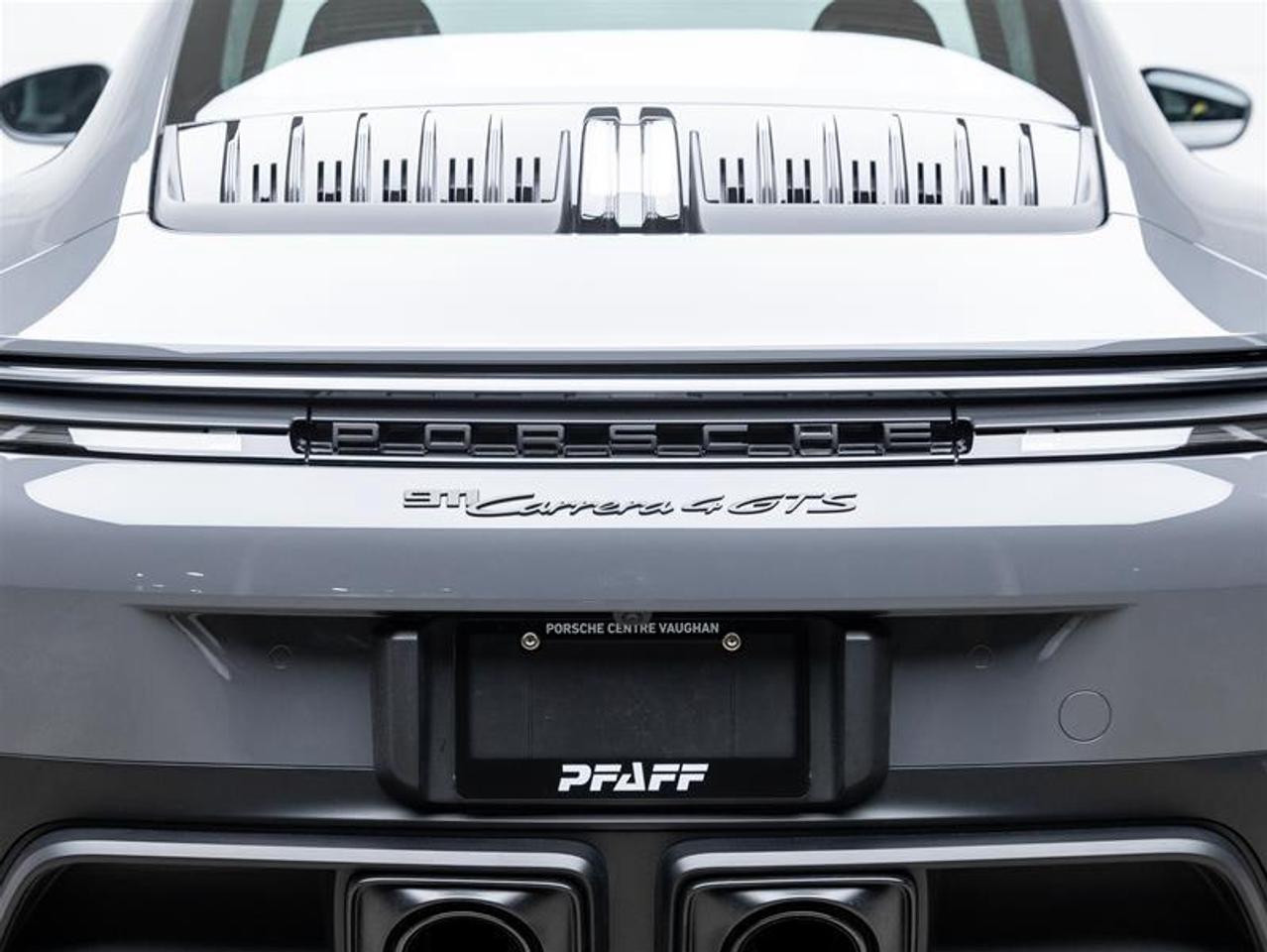 2025 Porsche 911  Photo