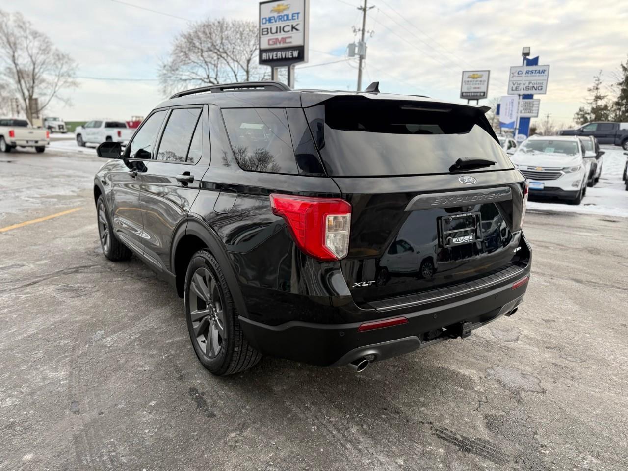 2021 Ford Explorer XLT 4DR 4X4 Photo