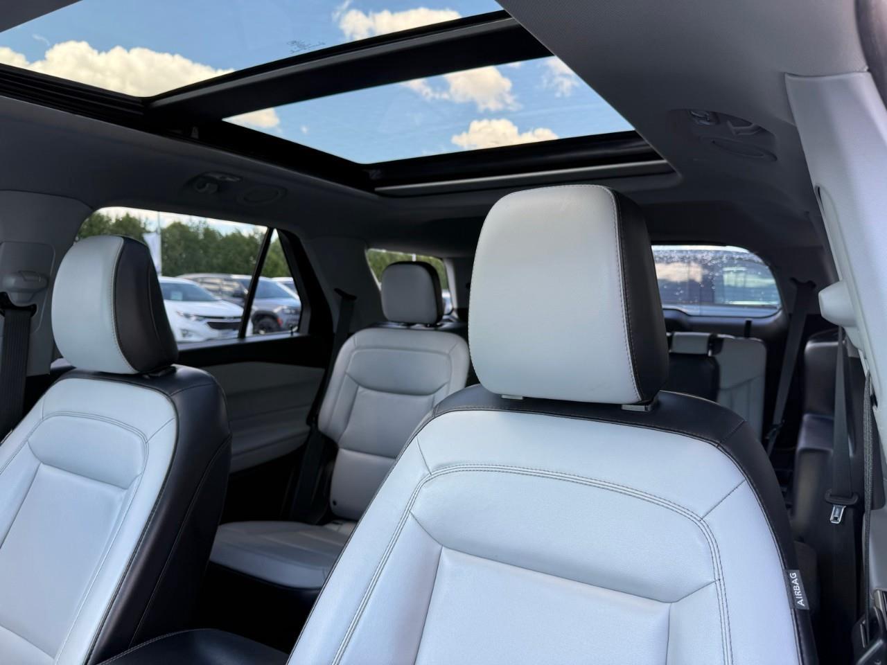 2021 Ford Explorer XLT 4DR 4X4 Photo