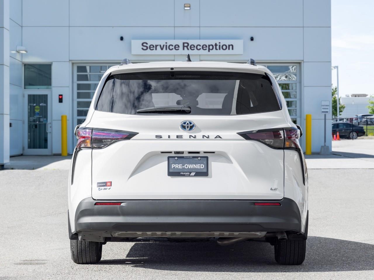 2025 Toyota Sienna  Photo