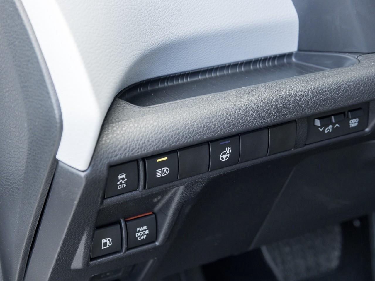 2025 Toyota Sienna  Photo