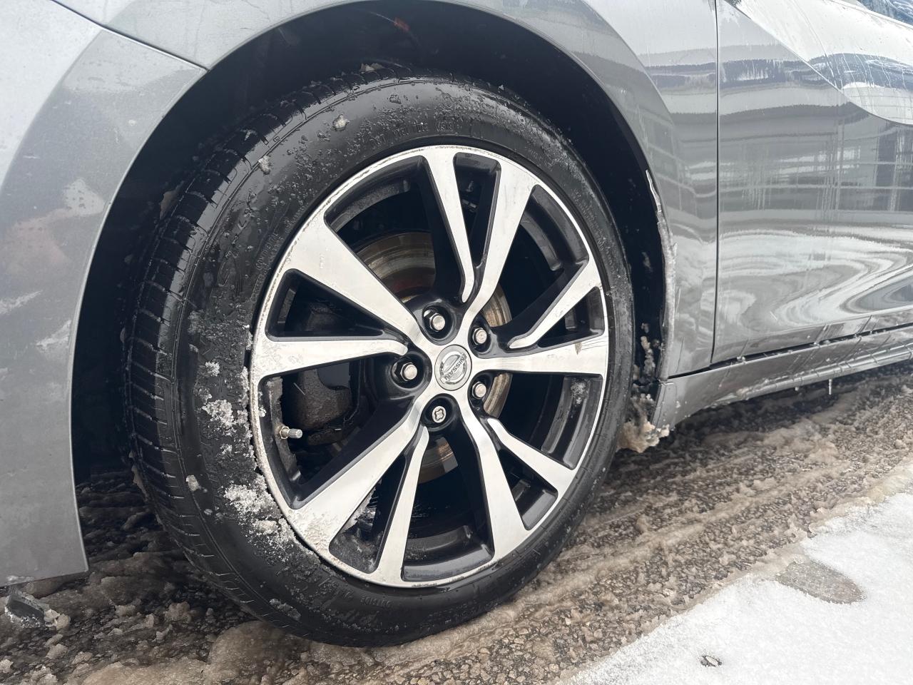 2016 Nissan Maxima SV 4dr Sedan Photo