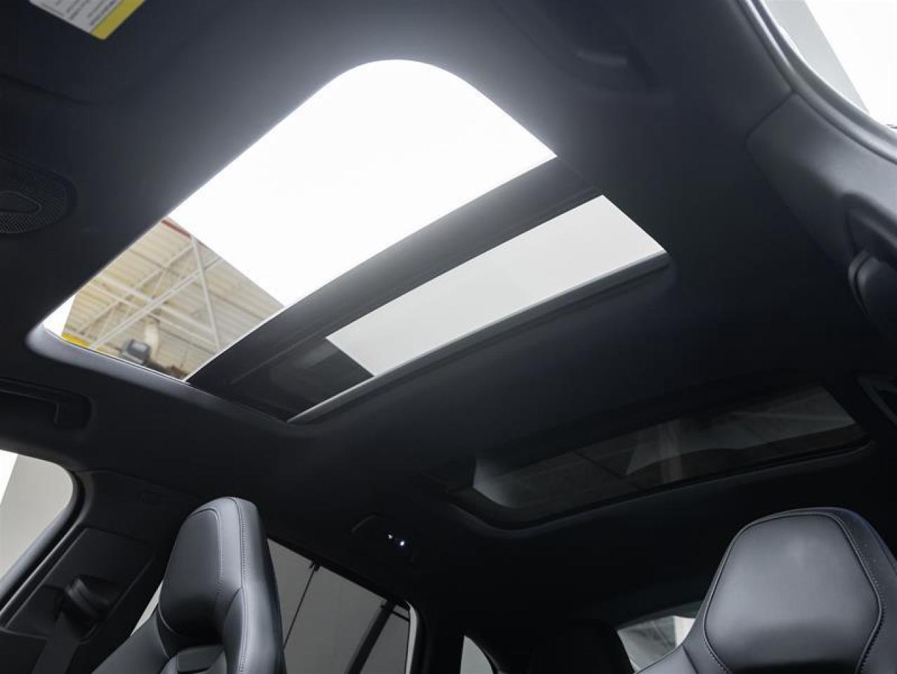 2024 Porsche Panamera  Photo