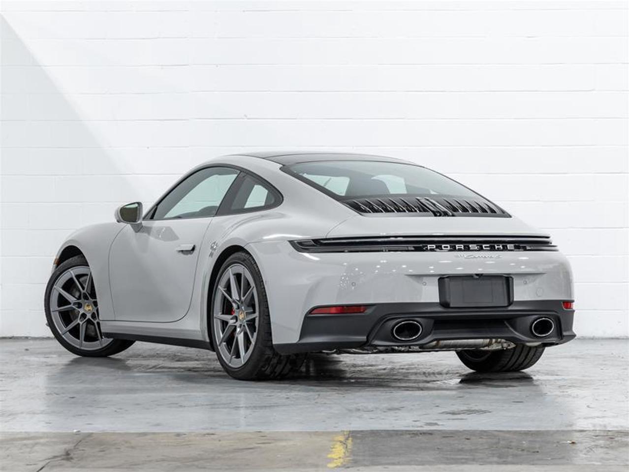 2026 Porsche 911  Photo