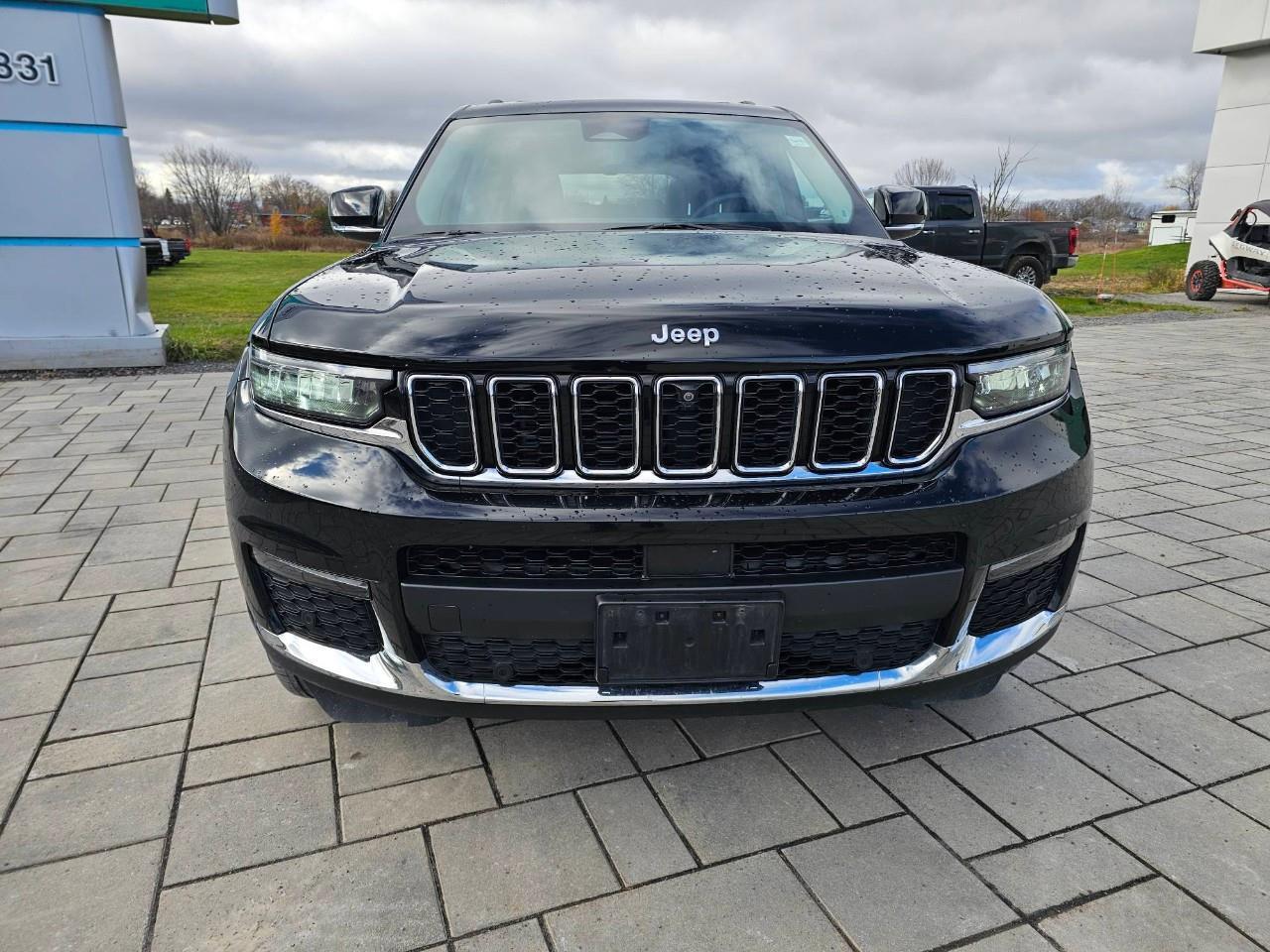 2023 Jeep Grand Cherokee L Limited 4dr 4x4 Photo