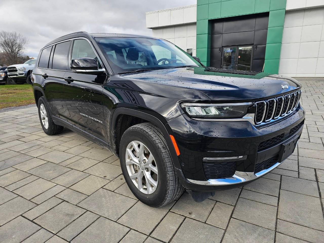 2023 Jeep Grand Cherokee L Limited 4dr 4x4 Photo