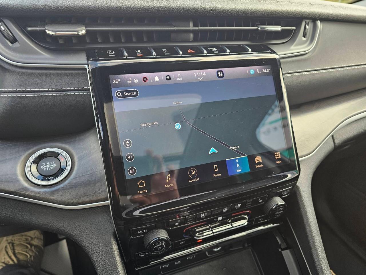 2023 Jeep Grand Cherokee L Limited 4dr 4x4 Photo