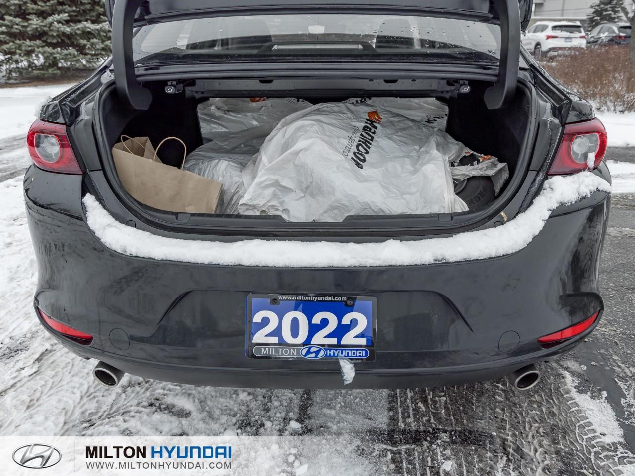 2022 Mazda 3 GS (A6) 4dr Front-Wheel Drive Sedan Photo