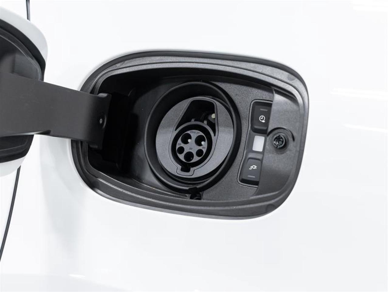 2026 Porsche Cayenne  Photo