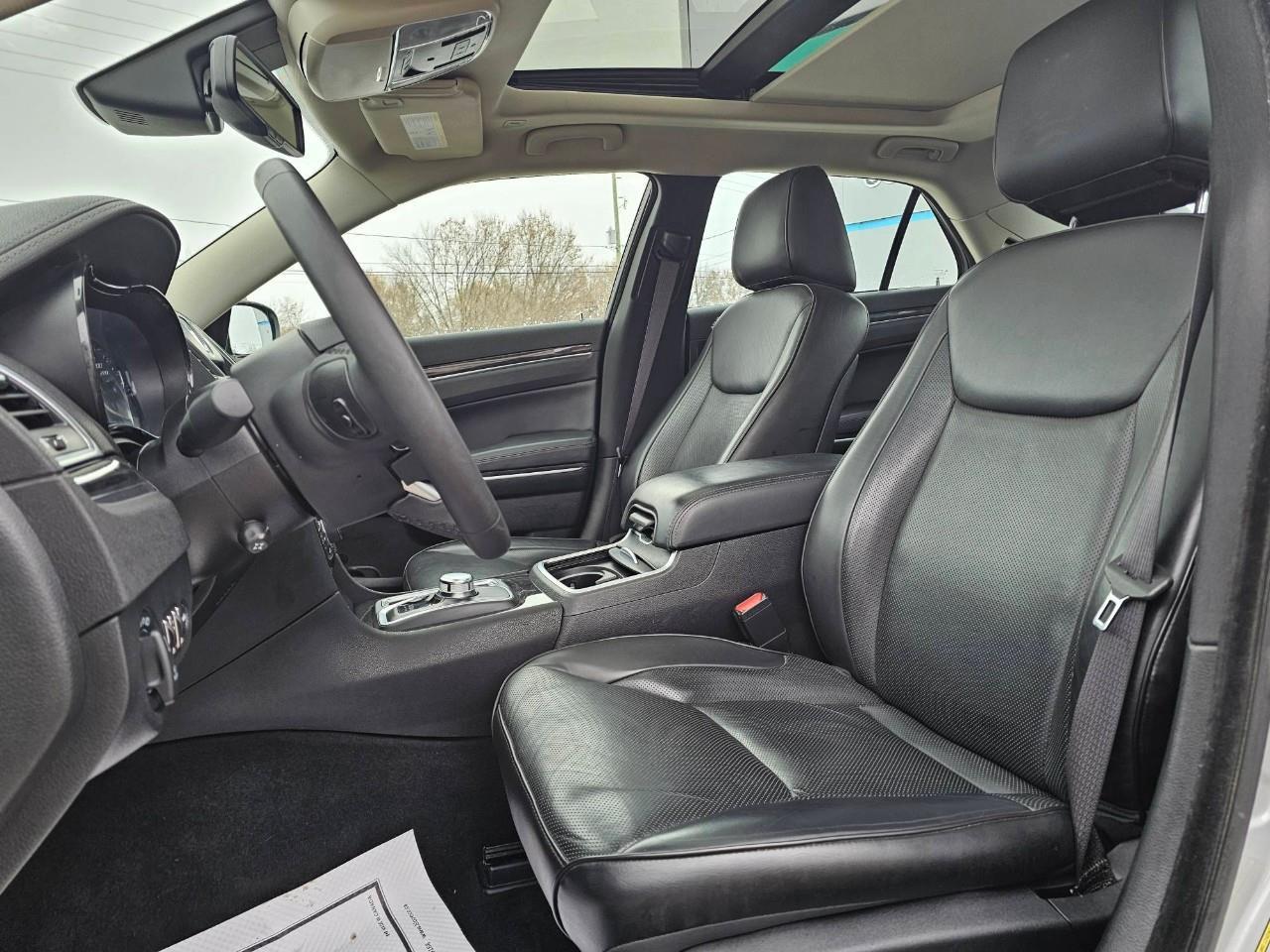 2023 Chrysler 300 Touring-L 4dr All-Wheel Drive Sedan Photo