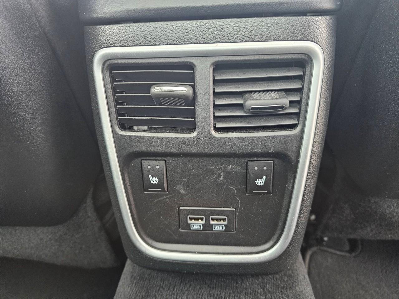 2023 Chrysler 300 Touring-L 4dr All-Wheel Drive Sedan Photo