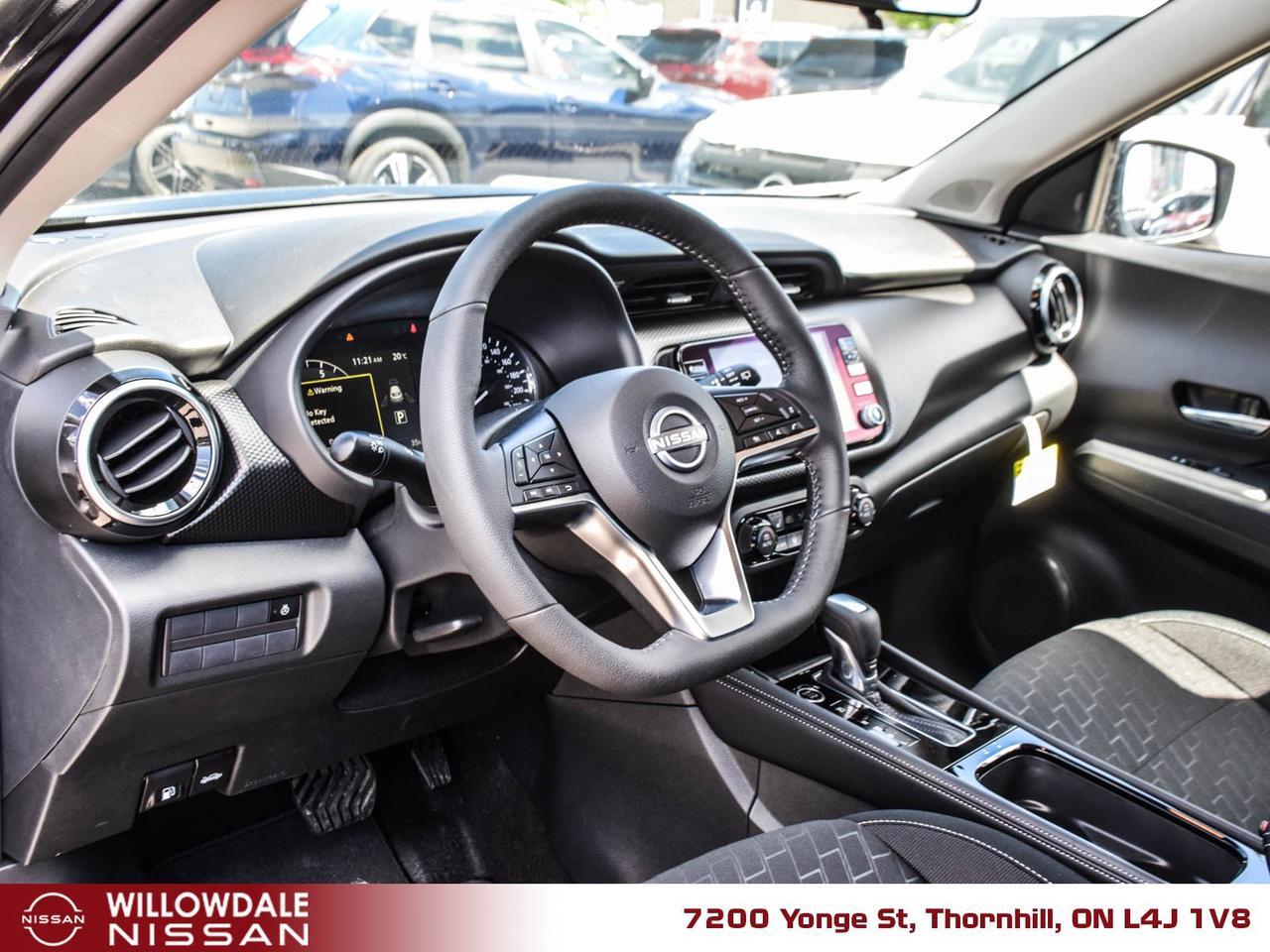 2025 Nissan Kicks Play SV 4dr Front-Wheel Drive Photo