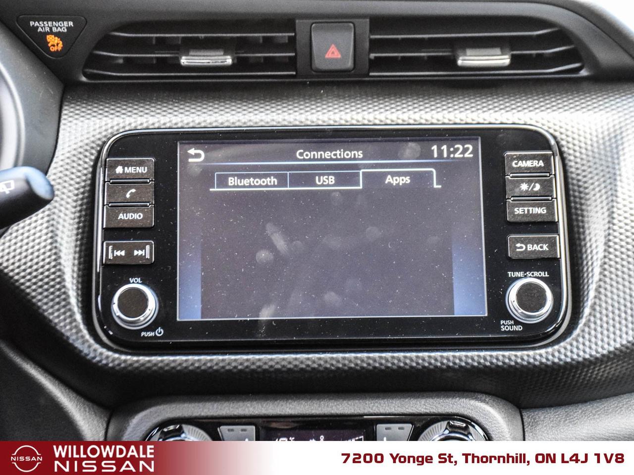 2025 Nissan Kicks Play SV 4dr Front-Wheel Drive Photo