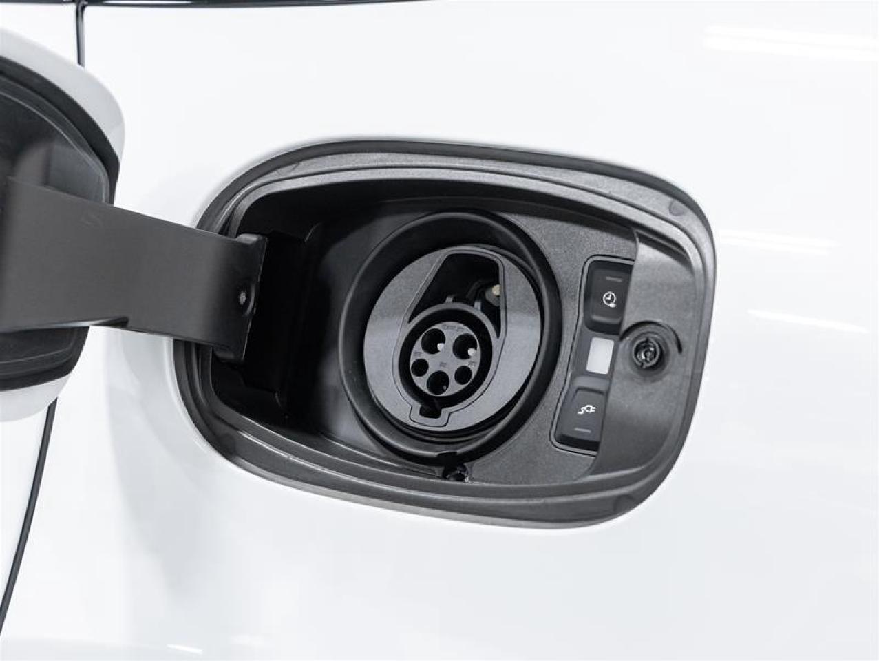 2026 Porsche Cayenne  Photo