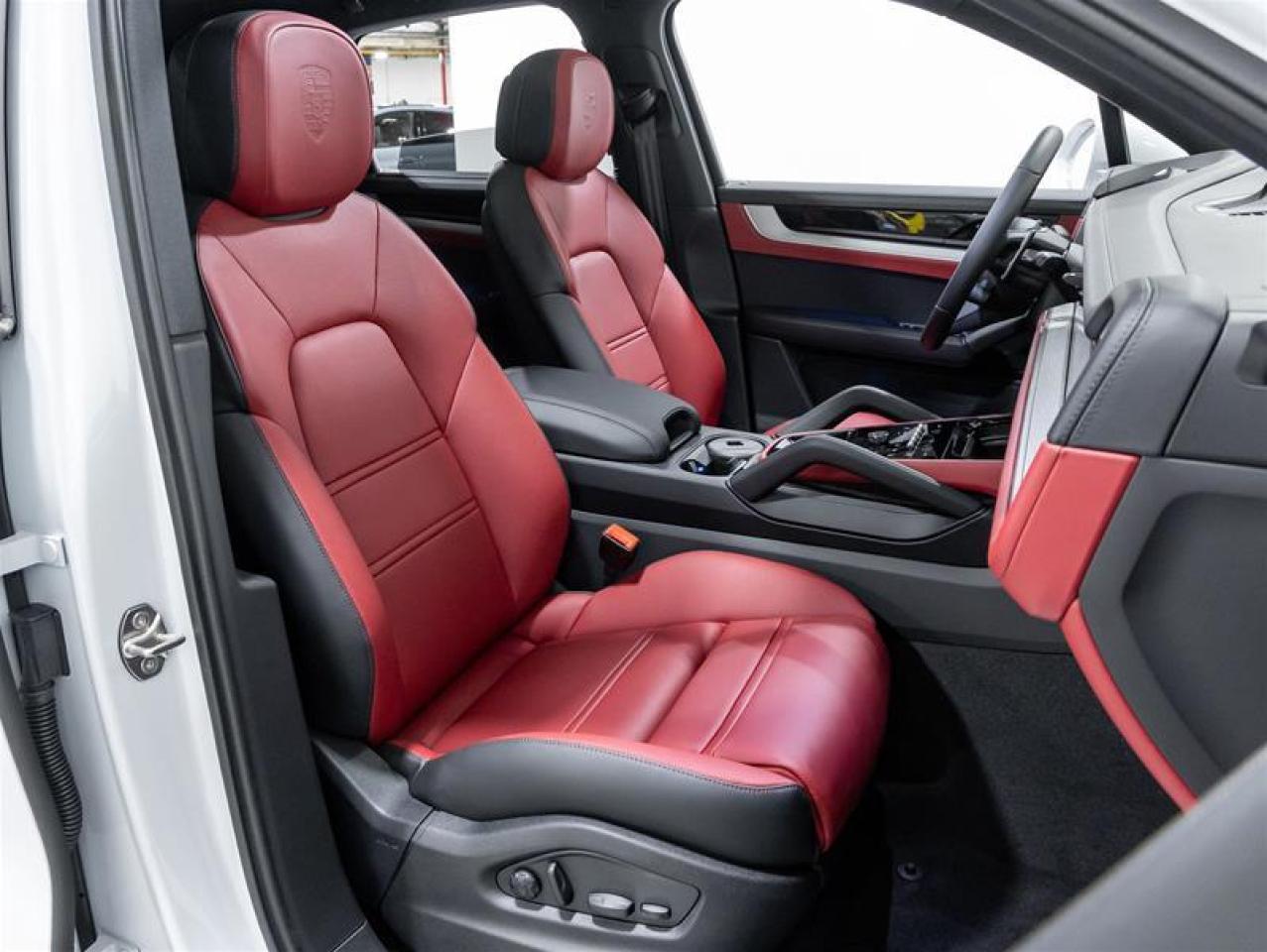 2026 Porsche Cayenne  Photo