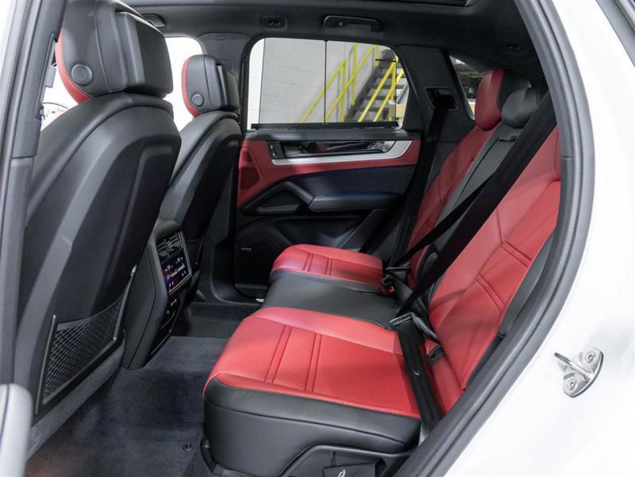 2026 Porsche Cayenne  Photo