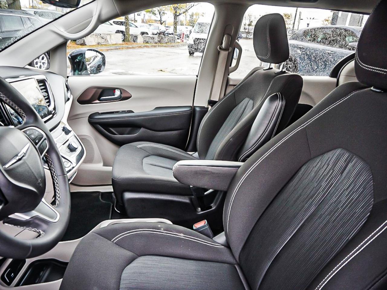 2024 Chrysler Grand Caravan  Photo