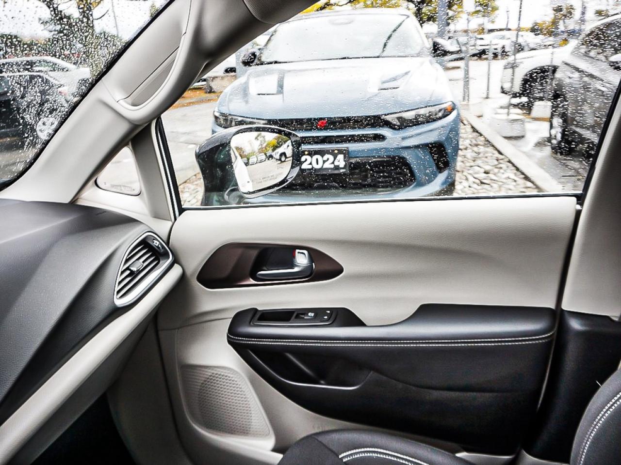 2024 Chrysler Grand Caravan  Photo