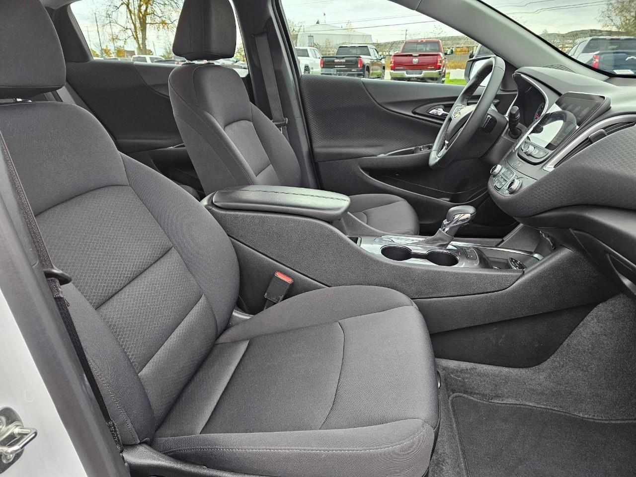 2024 Chevrolet Malibu 1LT 4dr Sedan Photo