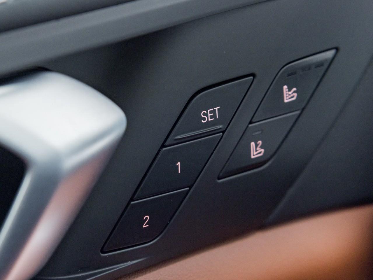 2025 BMW X5 M60i xDrive 4dr All-Wheel Drive Sports Activity Vehicle Photo