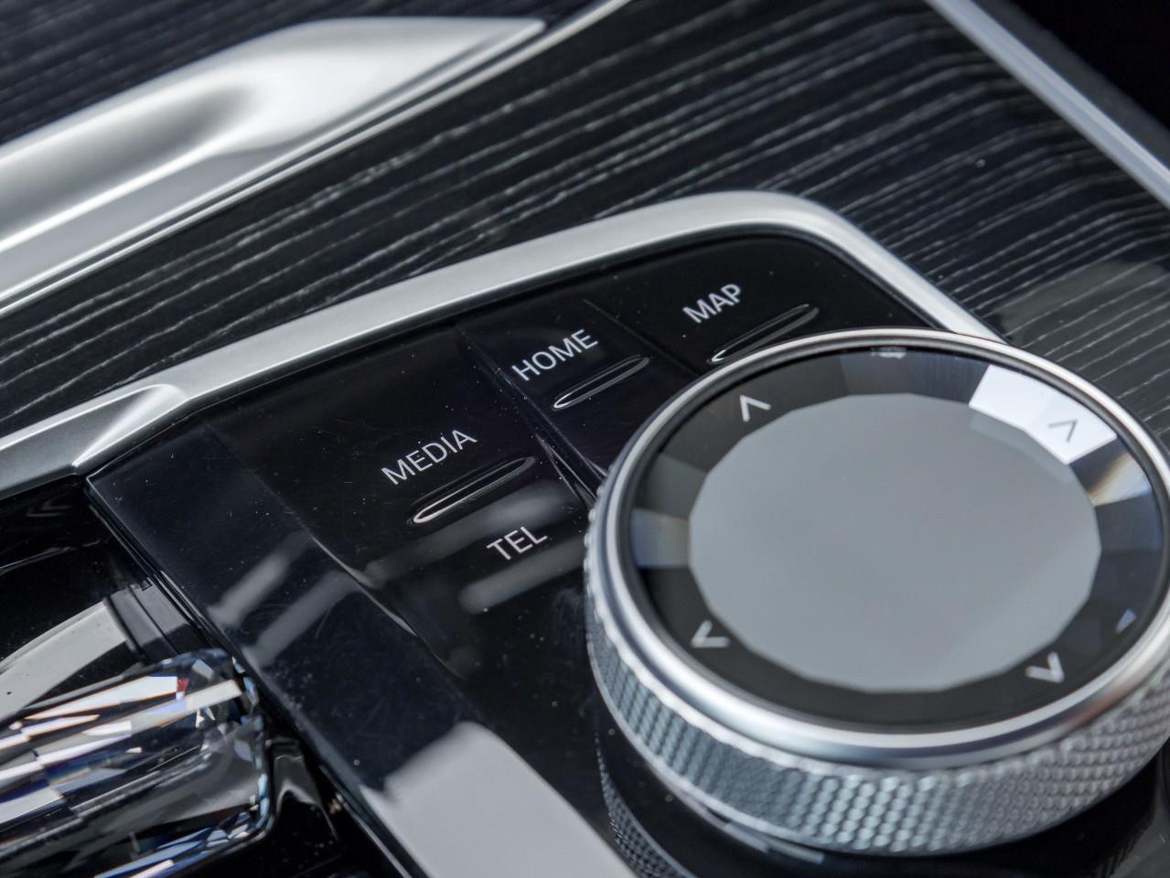 2025 BMW X5 M60i xDrive 4dr All-Wheel Drive Sports Activity Vehicle Photo