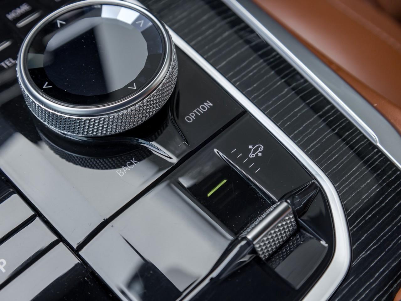 2025 BMW X5 M60i xDrive 4dr All-Wheel Drive Sports Activity Vehicle Photo