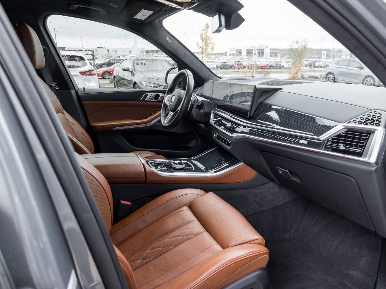 2025 BMW X5 M60i xDrive 4dr All-Wheel Drive Sports Activity Vehicle Photo