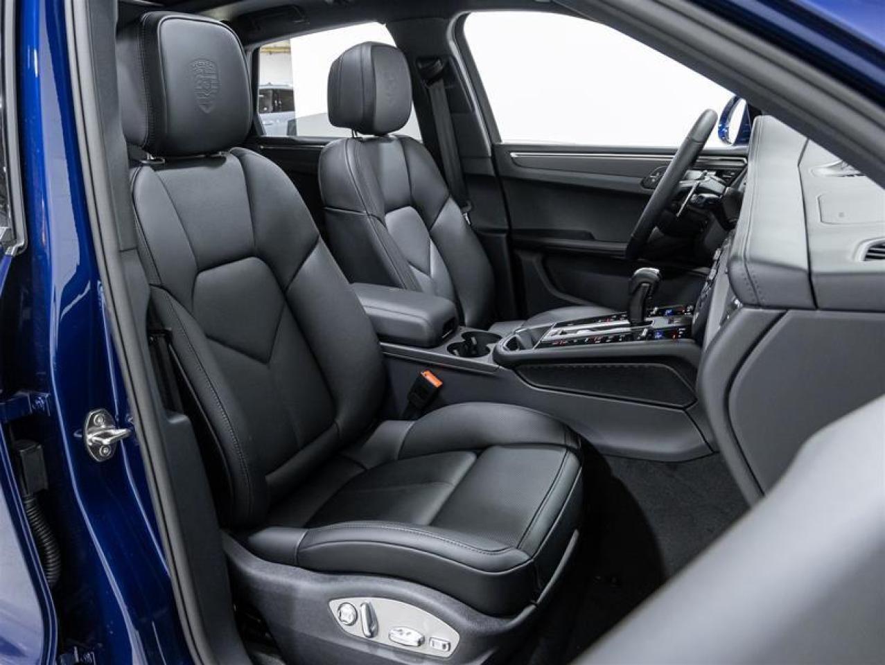 2026 Porsche Macan  Photo