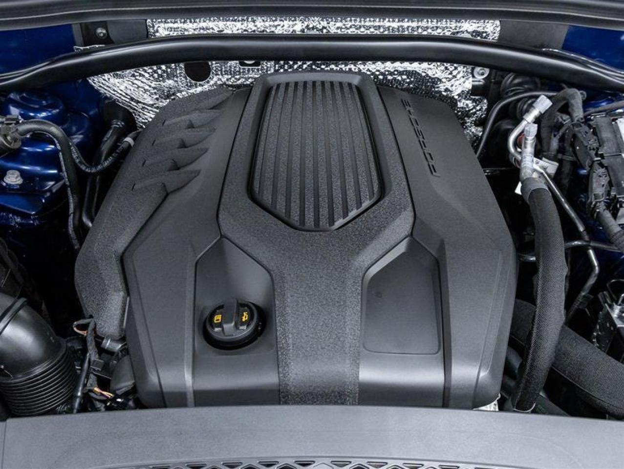 2026 Porsche Macan  Photo