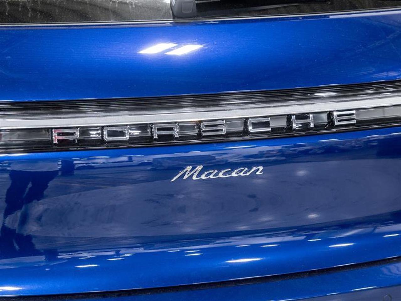 2026 Porsche Macan  Photo