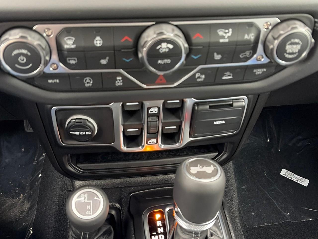 2026 Jeep Wrangler SAHARA 4DR 4X4 Photo