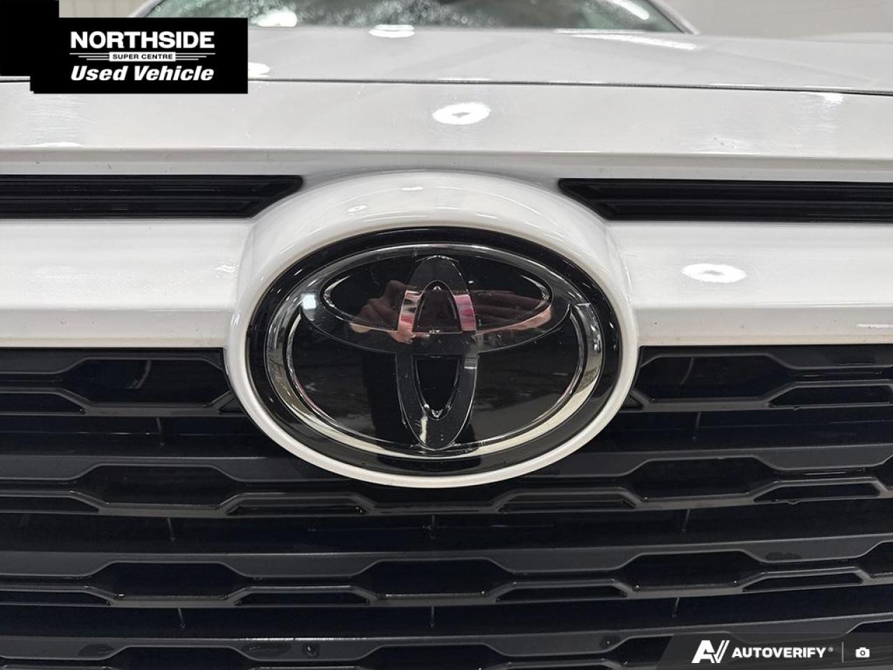 2020 Toyota RAV4 LE 4dr All-wheel Drive Photo