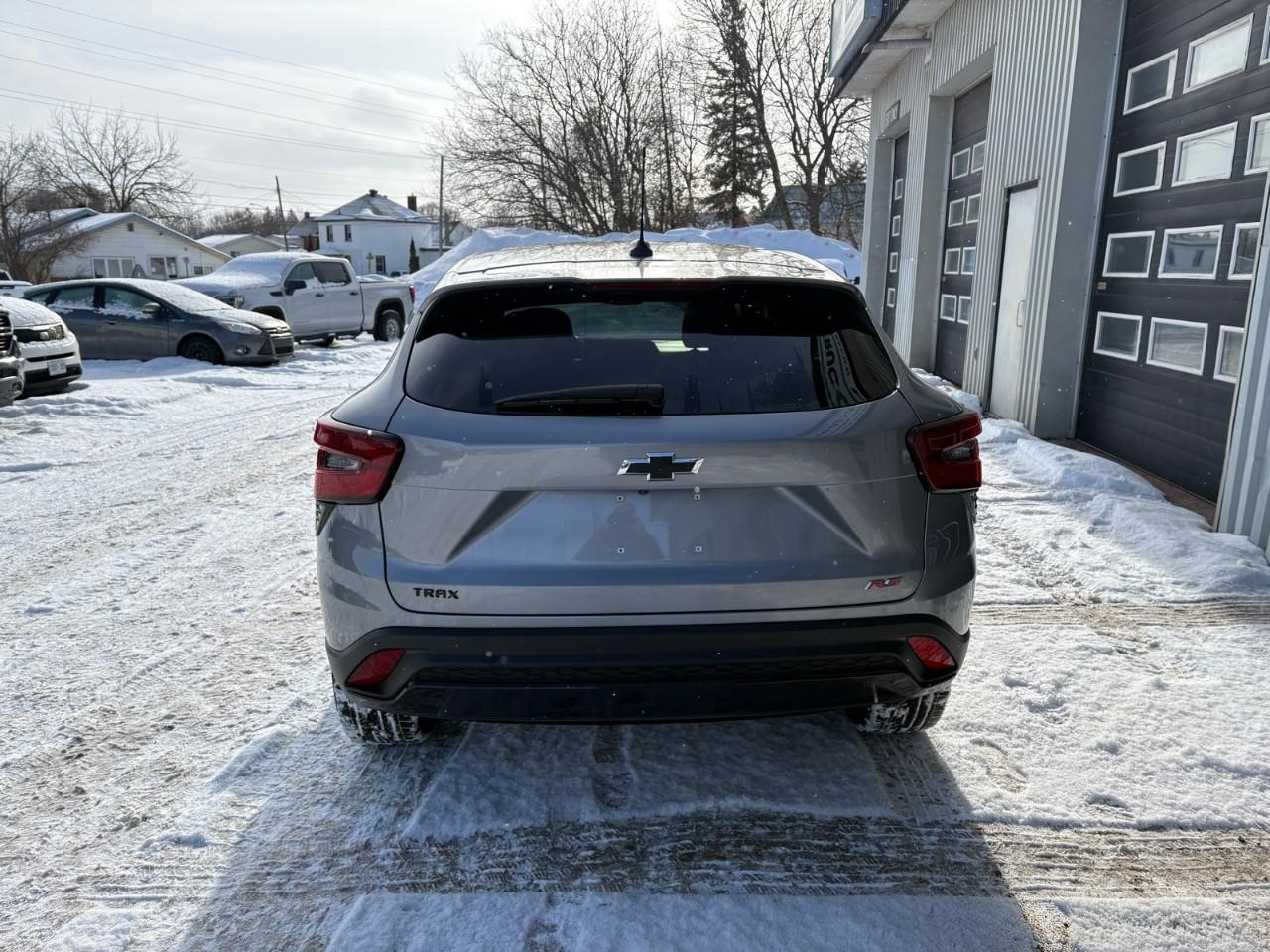 2024 Chevrolet Trax 1RS 4dr Front-Wheel Drive Photo