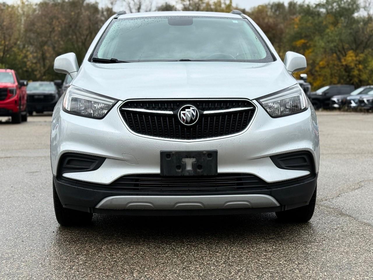 2020 Buick Encore Preferred Front-Wheel Drive Photo2