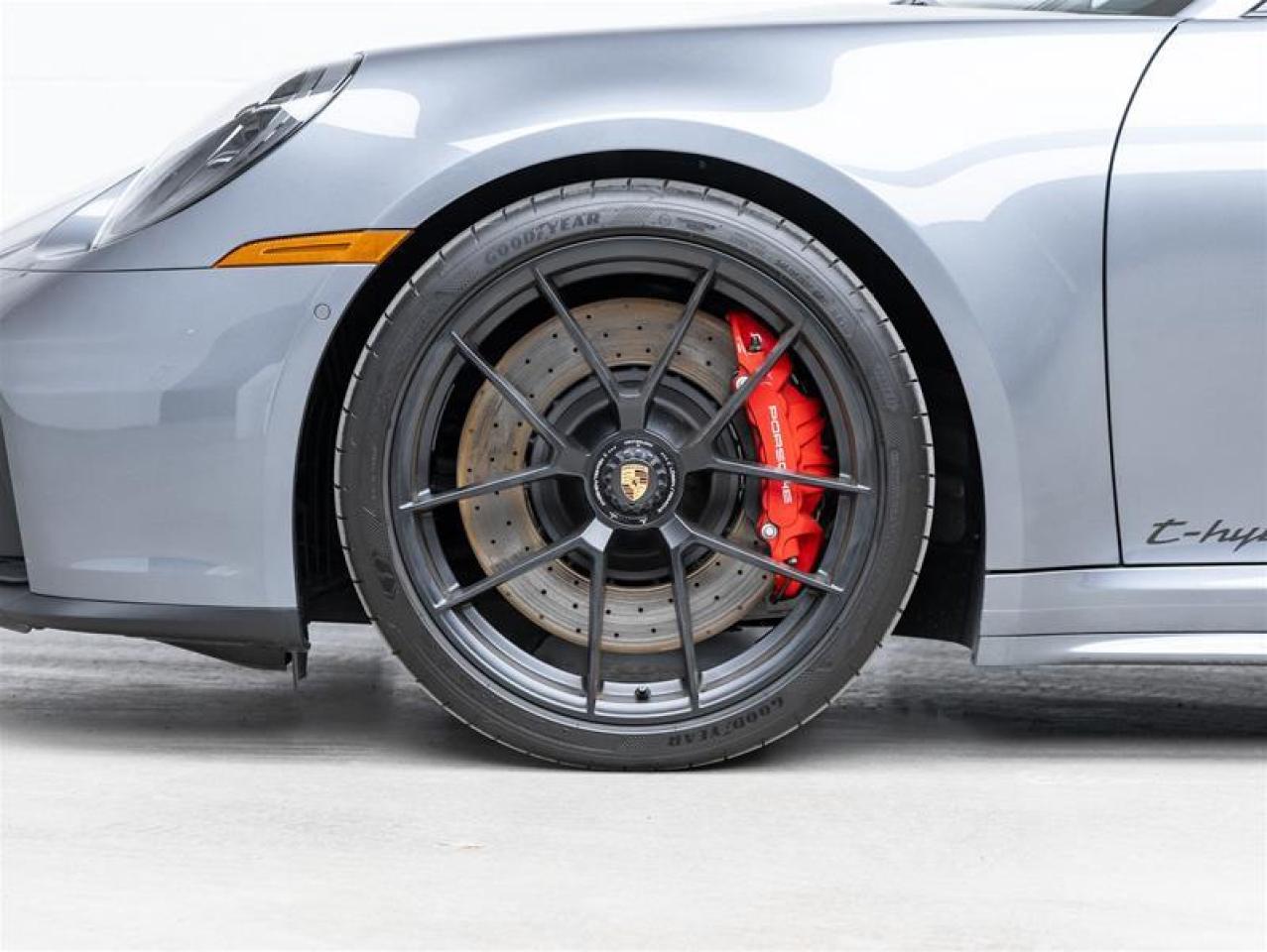 2025 Porsche 911  Photo